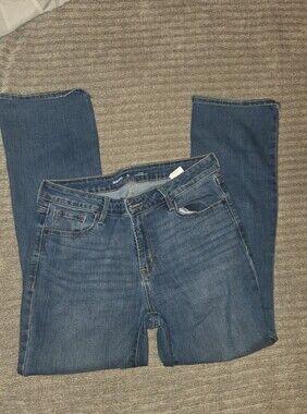Old Navy Straight-Leg Women's Jeans in Medium Blue